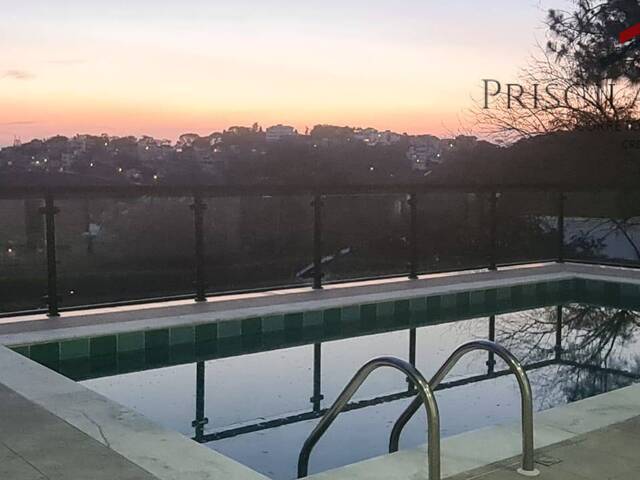 #96 - Casa para Venda em Arujá - SP